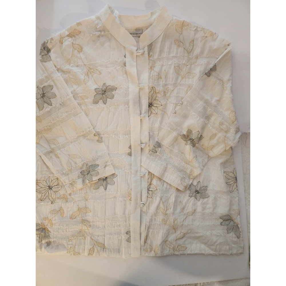Drapers & Damons Cream Floral Embroidered Mandarin Collar Frog Button Shirt